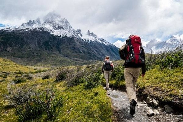 10 Conseils Essentiels pour Préparer Votre Prochaine Aventure de Camping et Randonnée Pédestre